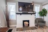 915 Kelton Avenue - Photo 17