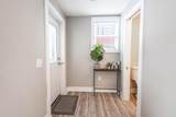 915 Kelton Avenue - Photo 29