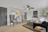 201 Dorchester Drive - Photo 4