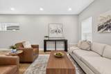 977 Oak Street - Photo 17