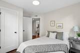 544 Selby Boulevard - Photo 18