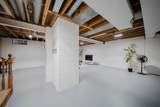 1186 Royal Oak Court - Photo 32