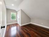 690 Collingwood Avenue - Photo 16