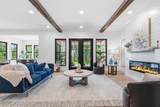 8002 Maxtown Road - Photo 18