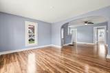 521 Burgess Street - Photo 4