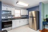 221 Parkwood Avenue - Photo 10