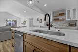 435 Selby Boulevard - Photo 17