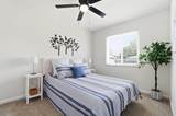 142 Gladys Road - Photo 16