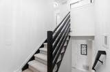 142 Gladys Road - Photo 23