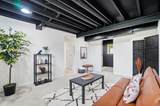 142 Gladys Road - Photo 32