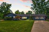 305 Woodsview Drive - Photo 3