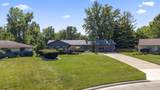 305 Woodsview Drive - Photo 4