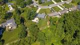 305 Woodsview Drive - Photo 63