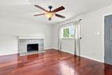 947 Hart Road - Photo 3
