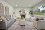 674 Karen Parkway - Photo 2