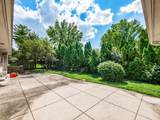 1633 Roosevelt Avenue - Photo 36