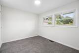 250 Gladys Avenue - Photo 19