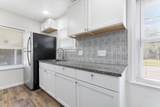 1087 Loretta Avenue - Photo 9
