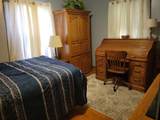 840 Baird Street - Photo 14