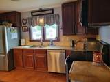 840 Baird Street - Photo 5
