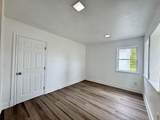 9605 Royalton Road - Photo 14