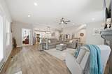 7660 Gateway Boulevard - Photo 10