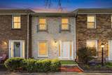 619 Dlyn Street - Photo 1