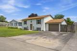 142 Gladys Road - Photo 2