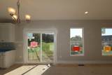 1095 Jeffrey Lane - Photo 6