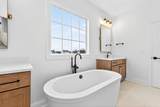 3290 Briarwood Lane - Photo 65