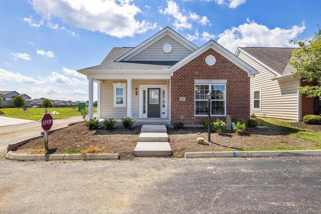 421 Republic Way - Photo 1