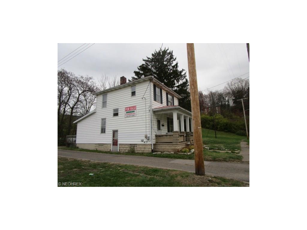 919 Orchard Street - Photo 1