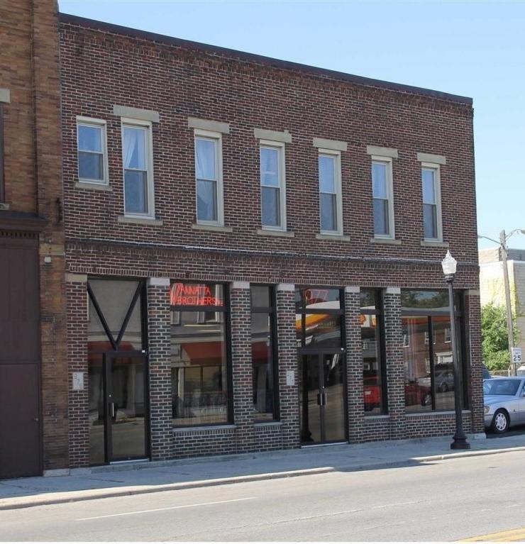 977 Broad Street - Photo 1