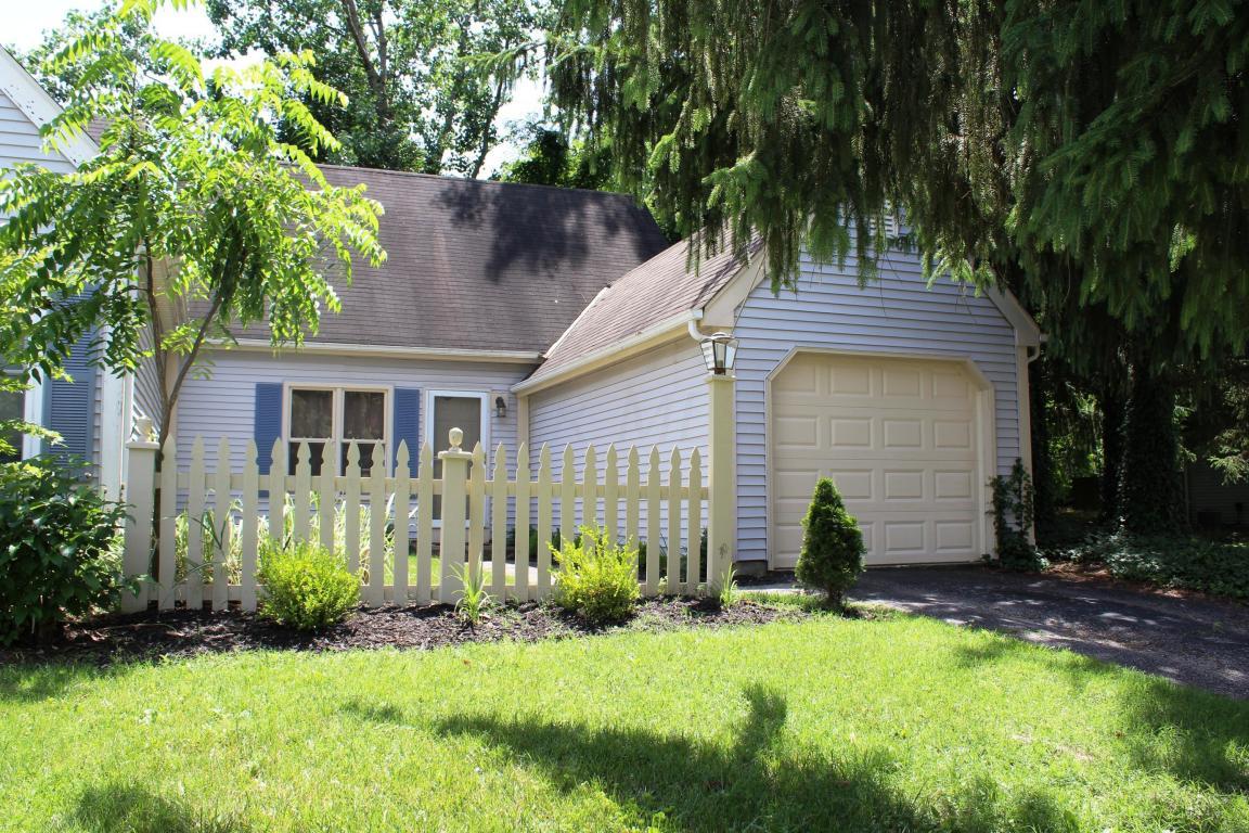 1086 Chatham Lane - Photo 1
