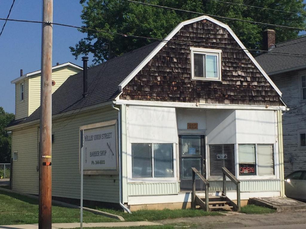 210 Union Street - Photo 1