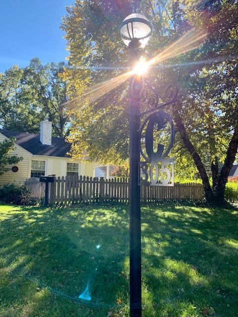 305 Selby Boulevard - Photo 1