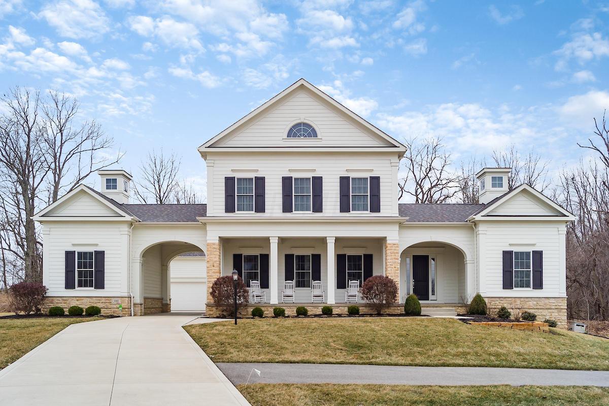 1685 Dartmoor Lane - Photo 1
