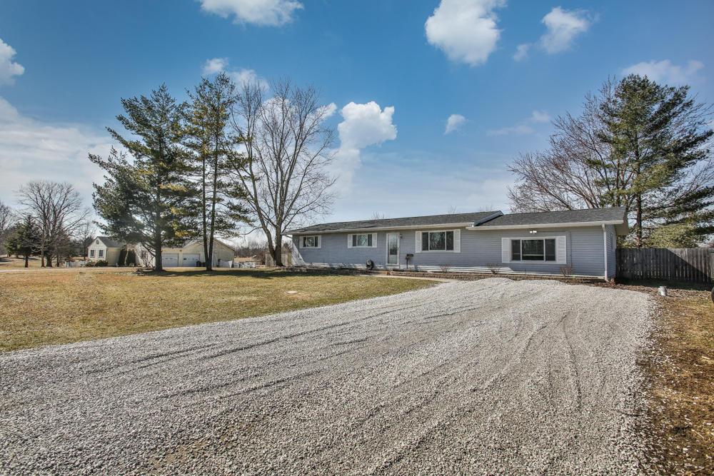 5625 Boyd Road - Photo 1