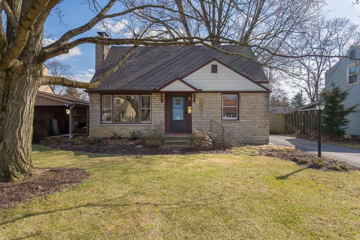 1081 Dunedin Road - Photo 1