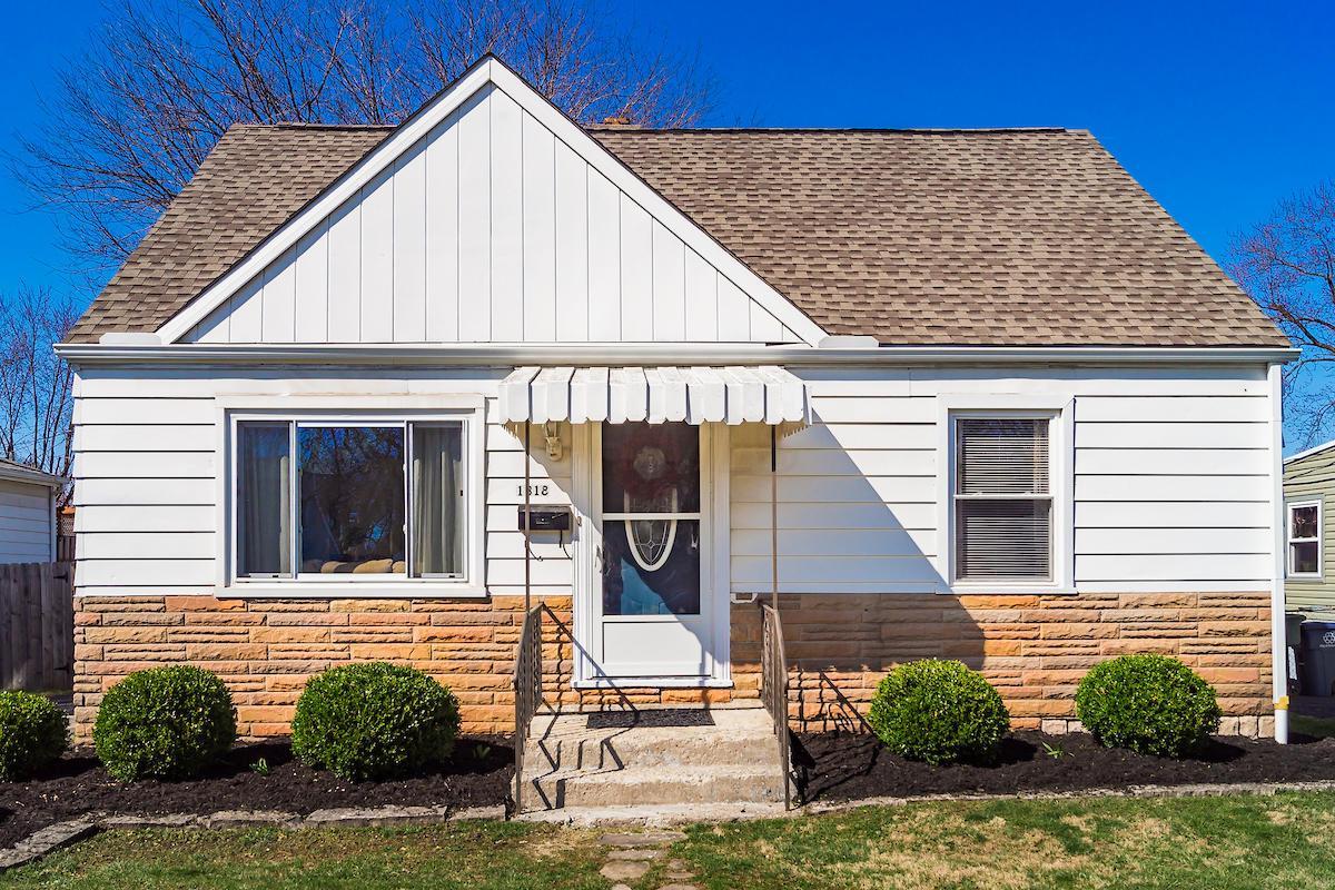 1318 Carolyn Avenue - Photo 1