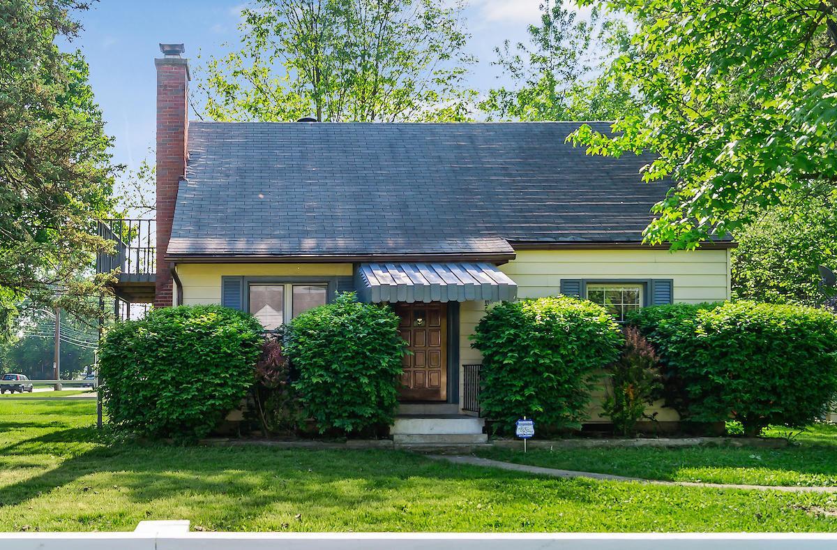 3235 Maryland Avenue - Photo 1