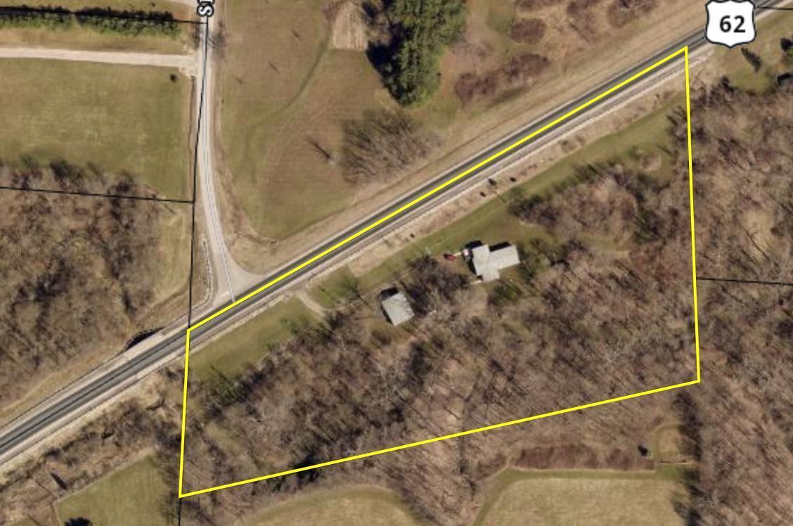 5011 Johnstown Utica Road - Photo 1