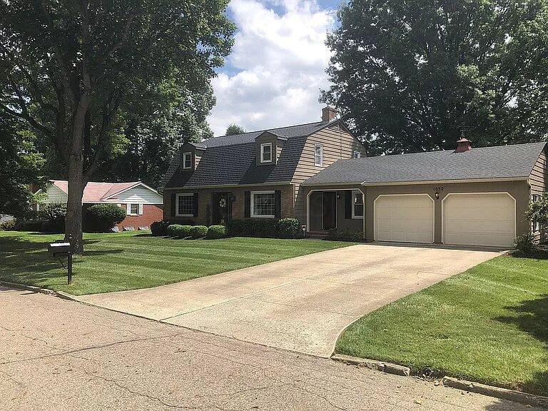 1652 Pleasantview Drive - Photo 1