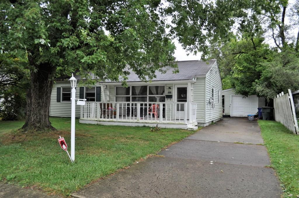 4503 Grimsby Road - Photo 1