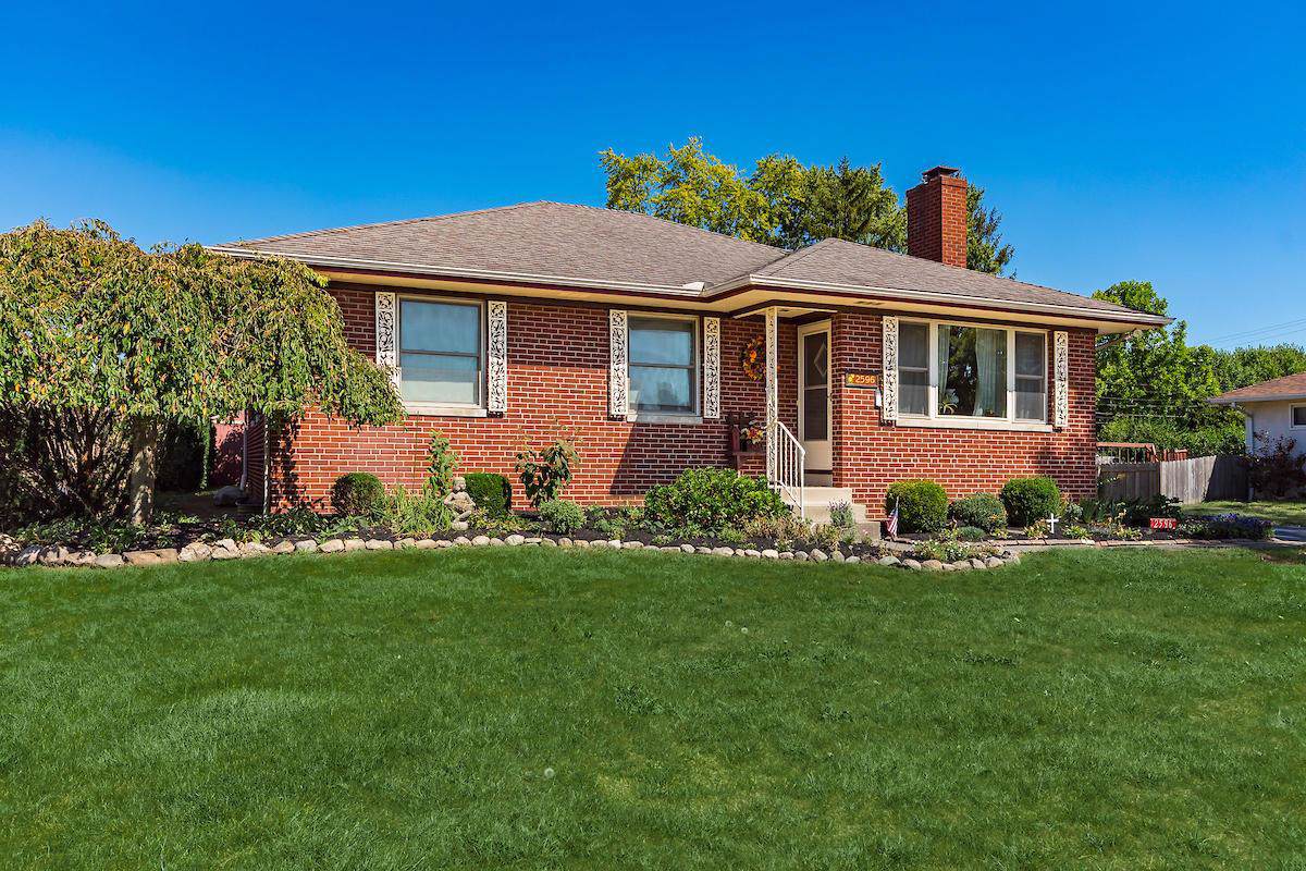 2596 Kingston Avenue - Photo 1