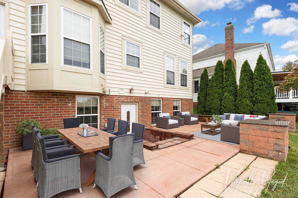 6971 Cunningham Drive - Photo 1