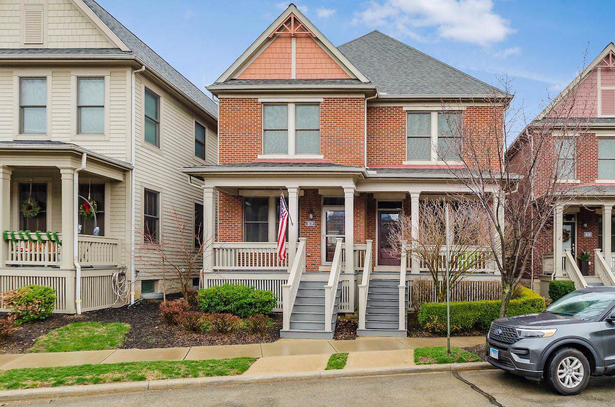 1038 Perry Street - Photo 1