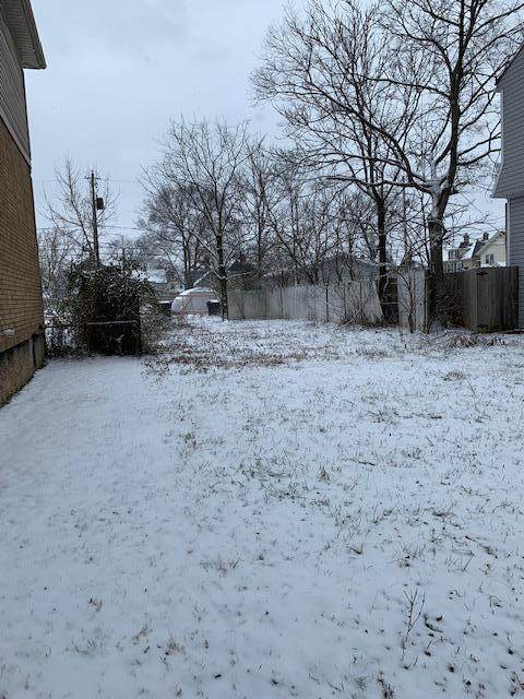 565 Mithoff Street - Photo 1