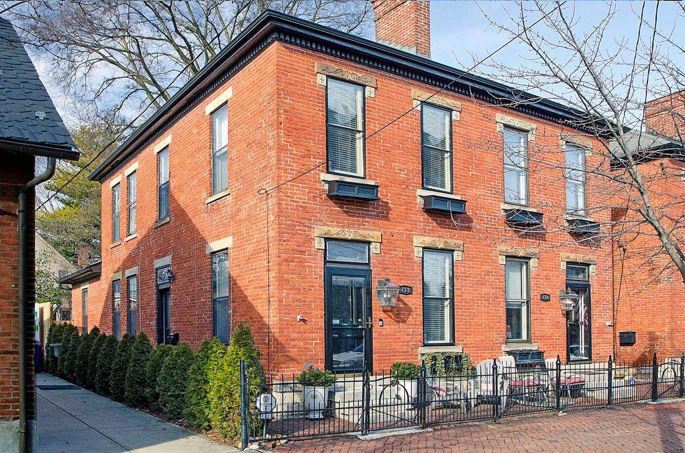 713 3rd Street - Photo 1
