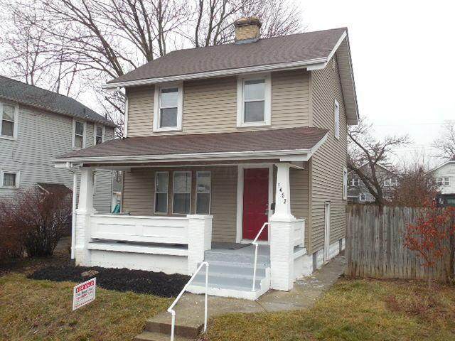 1452 Loretta Avenue - Photo 1